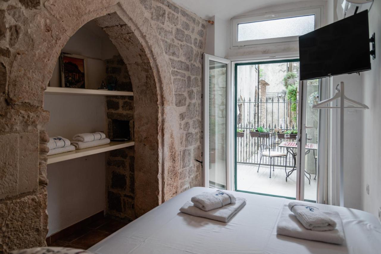 Lito Apartments Σίμπενικ Εξωτερικό φωτογραφία