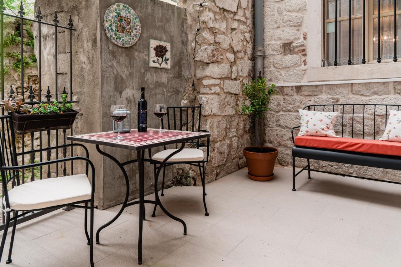 Lito Apartments Σίμπενικ Εξωτερικό φωτογραφία